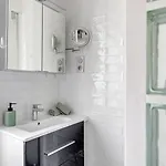 Bnbnook - - Eiffel Tower & Les Invalides Apartman