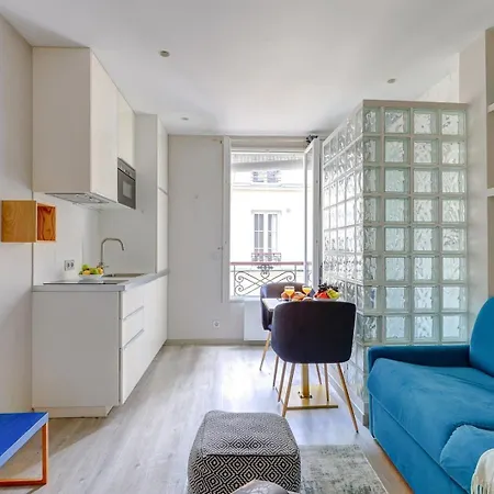 Bnbnook - - Eiffel Tower & Les Invalides * Parigi